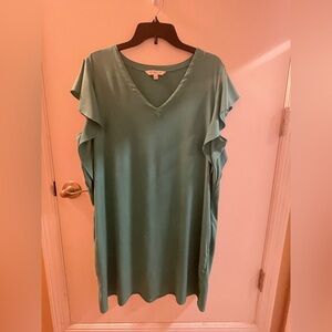 Liverpool Los Angeles Sage Green Flutter Sleeve V-Neck Dress / Size Large